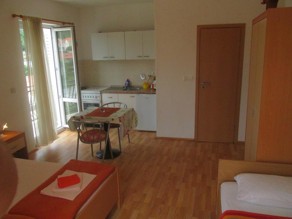 Apartmani Kljunak Затон Экстерьер фото